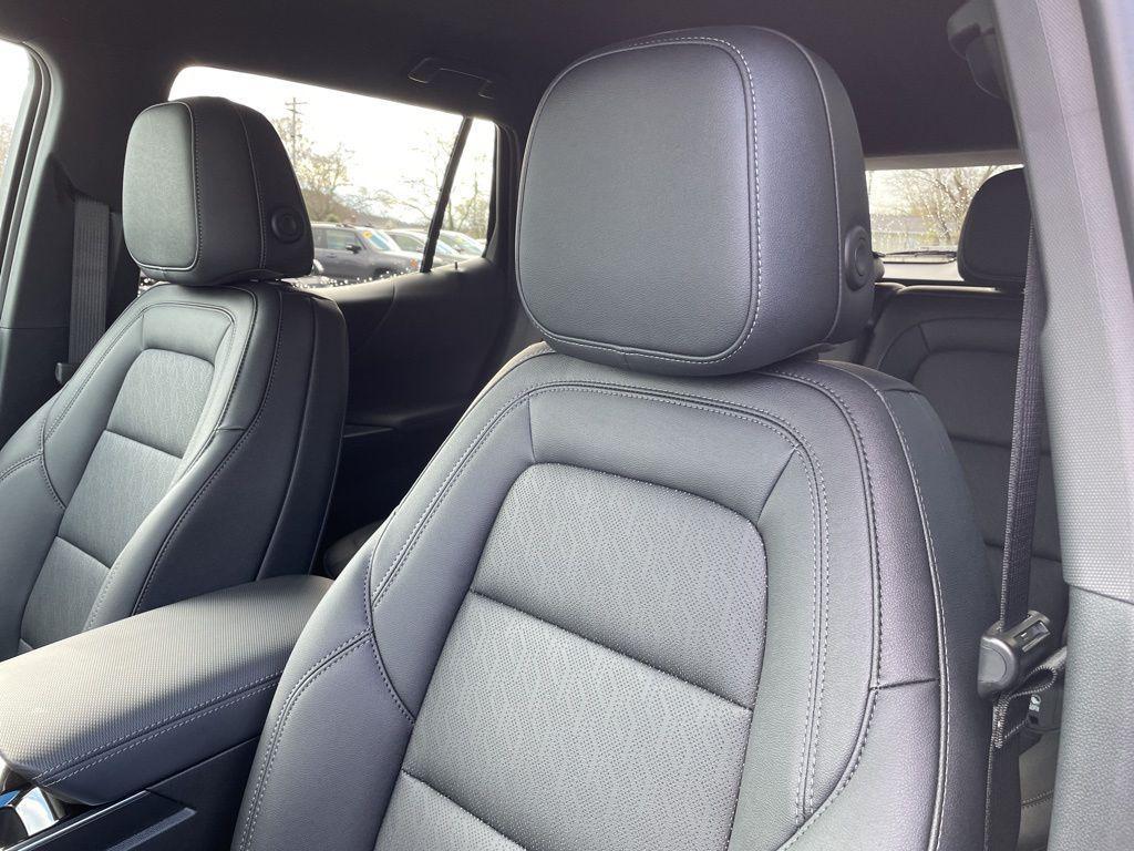 new 2026 Chevrolet Equinox car, priced at $31,730