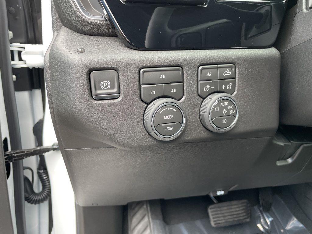 new 2026 Chevrolet Silverado 2500 car, priced at $70,142