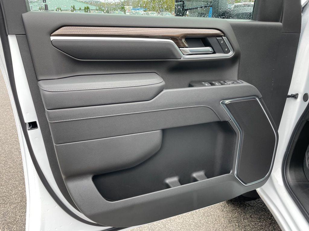 new 2026 Chevrolet Silverado 2500 car, priced at $70,142