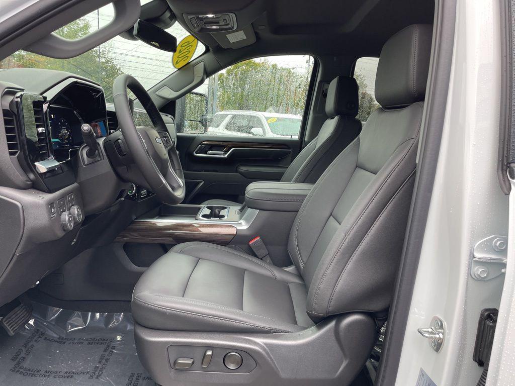 new 2026 Chevrolet Silverado 2500 car, priced at $70,142