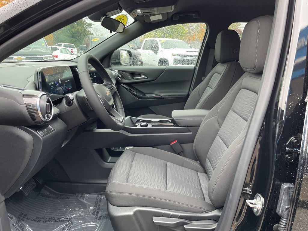 new 2026 Chevrolet Equinox car, priced at $28,914