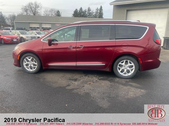 used 2019 Chrysler Pacifica car, priced at $12,995