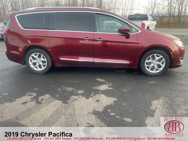 used 2019 Chrysler Pacifica car, priced at $12,995