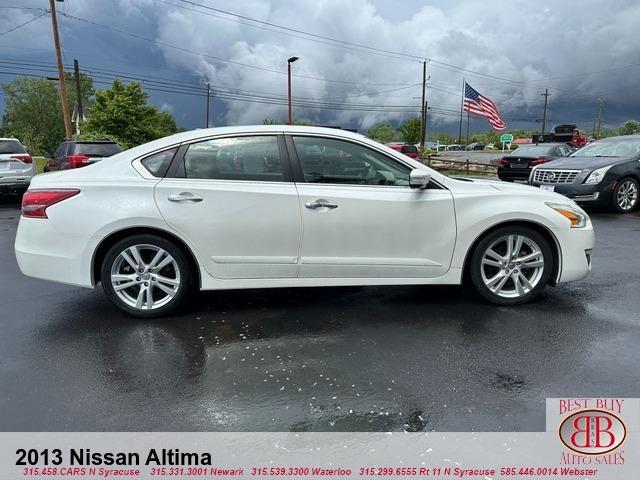 used 2013 Nissan Altima car, priced at $10,995