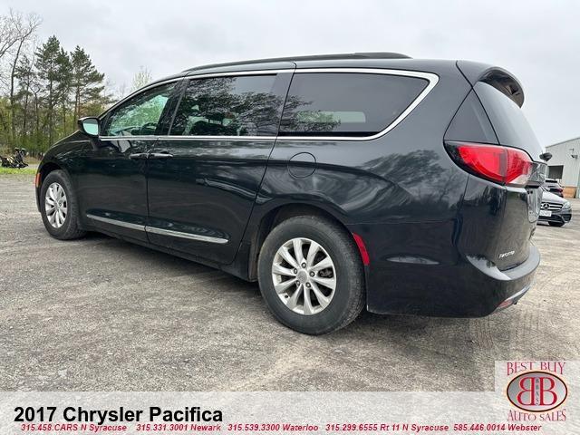 used 2017 Chrysler Pacifica car, priced at $9,995