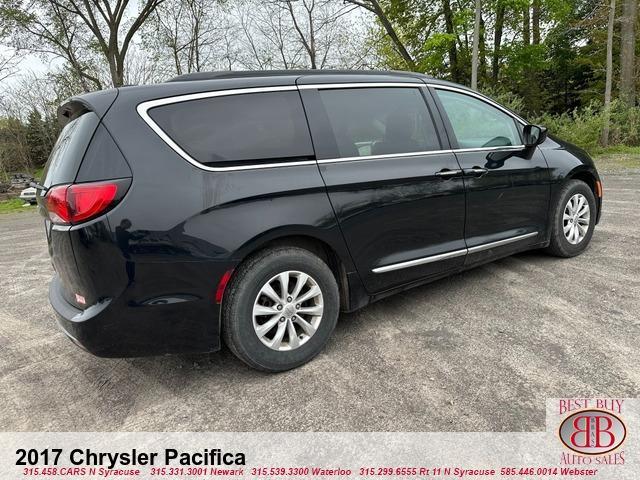 used 2017 Chrysler Pacifica car, priced at $9,995