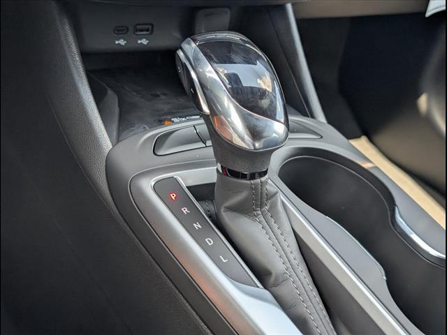 new 2025 Buick Envista car, priced at $23,875