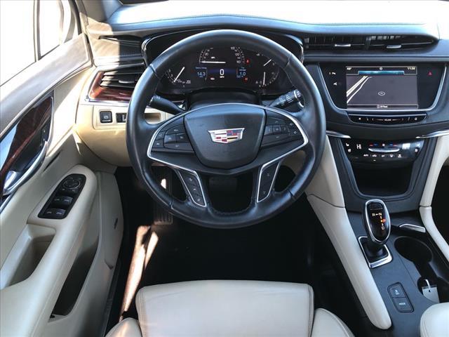 used 2017 Cadillac XT5 car, priced at $17,435