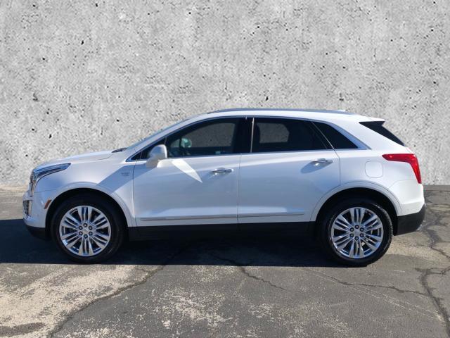 used 2017 Cadillac XT5 car, priced at $17,435