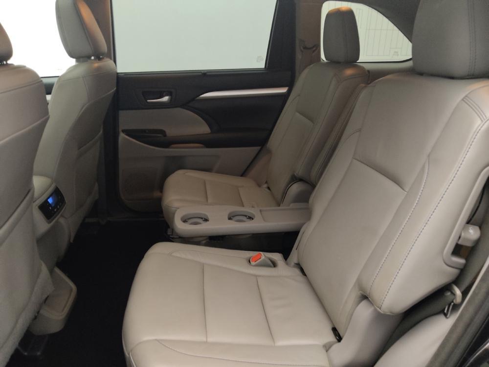 used 2017 Toyota Highlander car, priced at $22,795