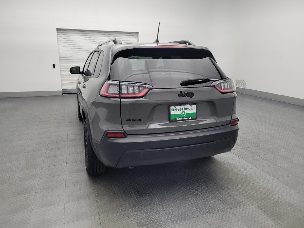 used 2023 Jeep Cherokee car, priced at $25,595