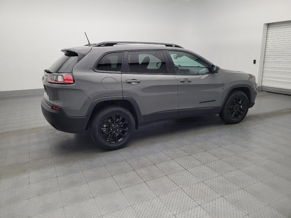 used 2023 Jeep Cherokee car, priced at $25,595