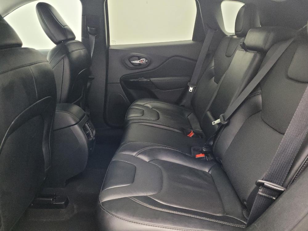 used 2023 Jeep Cherokee car, priced at $25,595