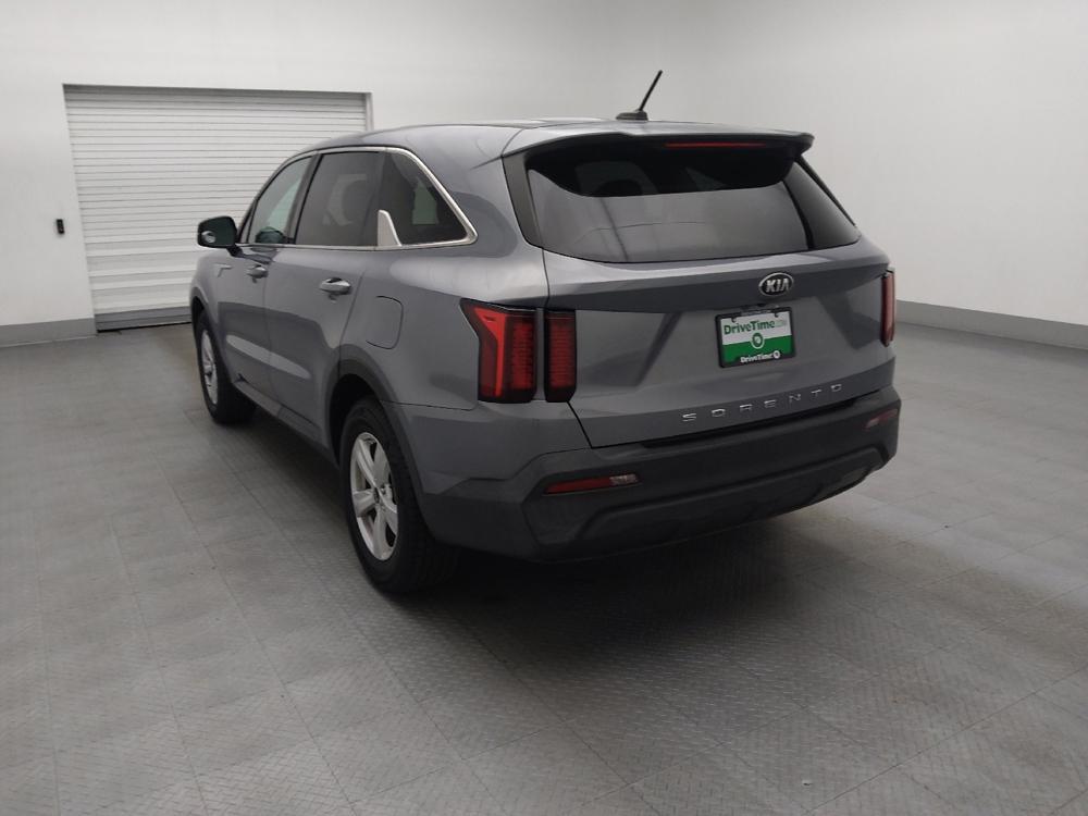 used 2021 Kia Sorento car, priced at $19,295