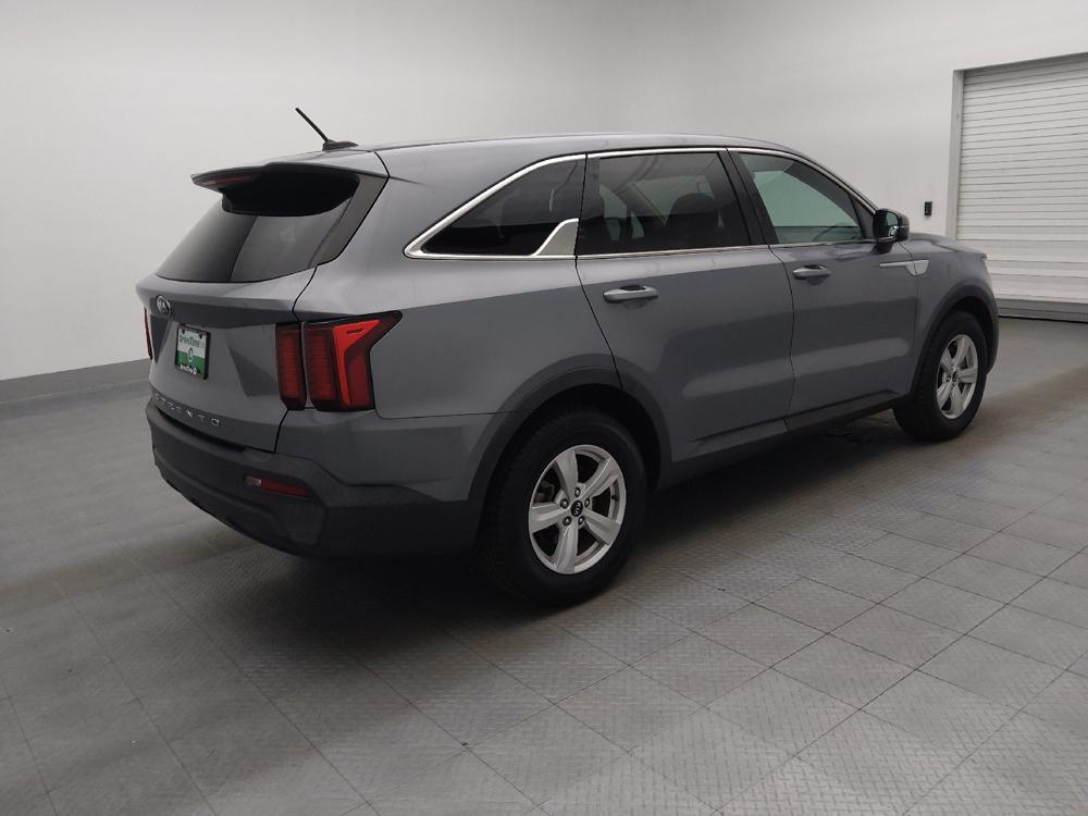 used 2021 Kia Sorento car, priced at $19,295