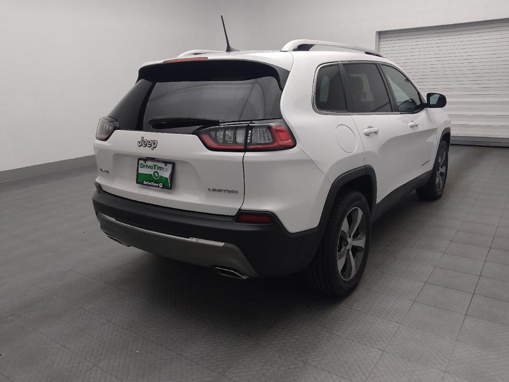 used 2020 Jeep Cherokee car, priced at $20,895