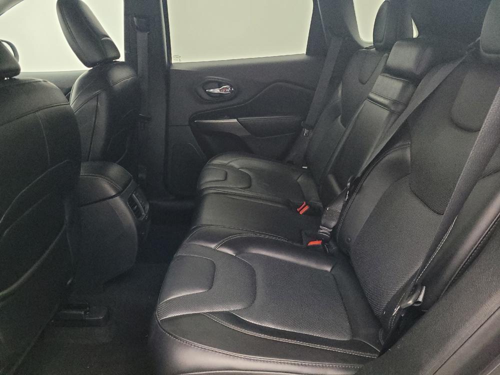 used 2019 Jeep Cherokee car, priced at $15,995