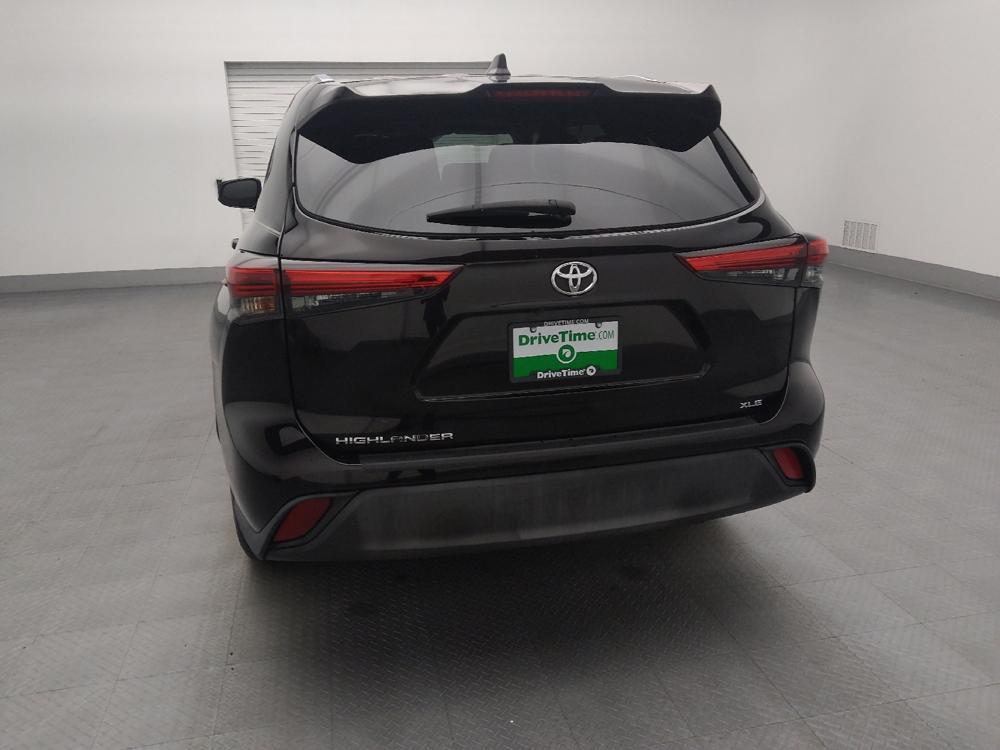 used 2020 Toyota Highlander car, priced at $28,295