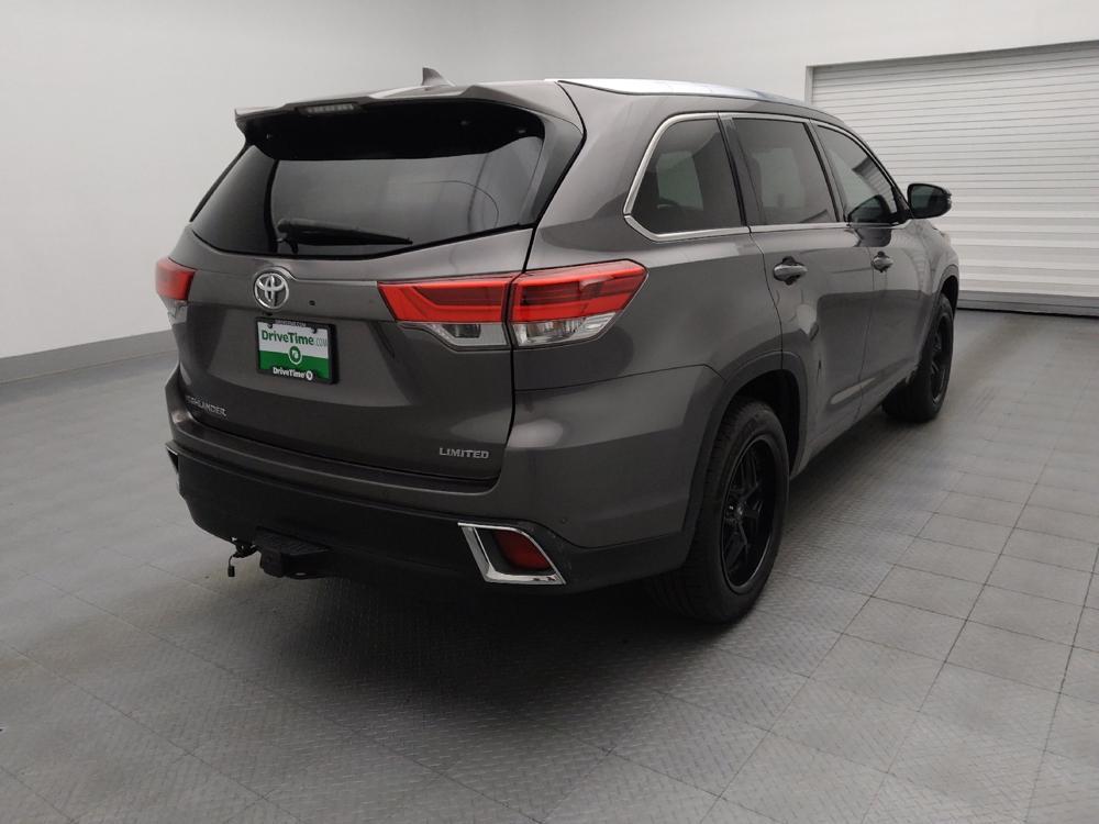 used 2018 Toyota Highlander car, priced at $24,495