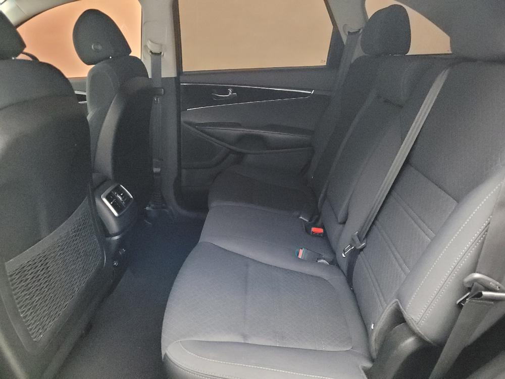 used 2018 Kia Sorento car, priced at $16,895