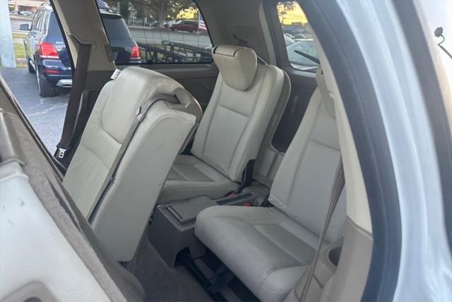 used 2013 Volvo XC90 car, priced at $8,995