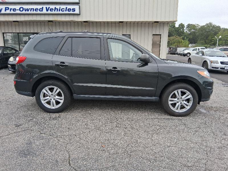 used 2010 Hyundai Santa Fe car, priced at $5,995