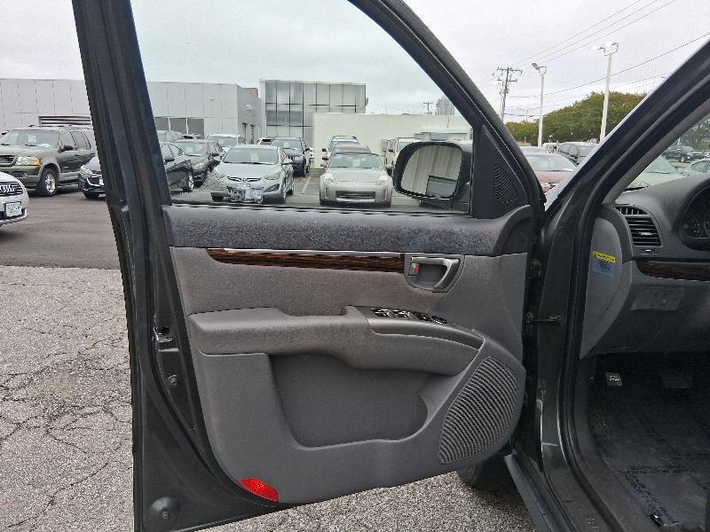 used 2010 Hyundai Santa Fe car, priced at $5,995
