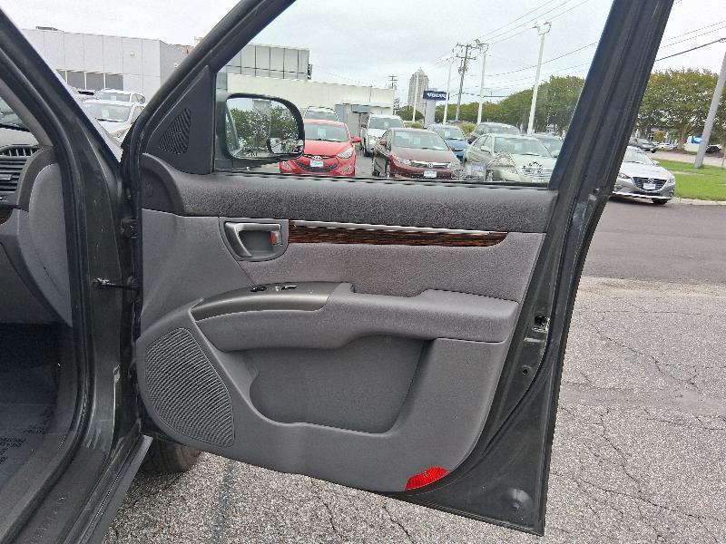 used 2010 Hyundai Santa Fe car, priced at $5,995