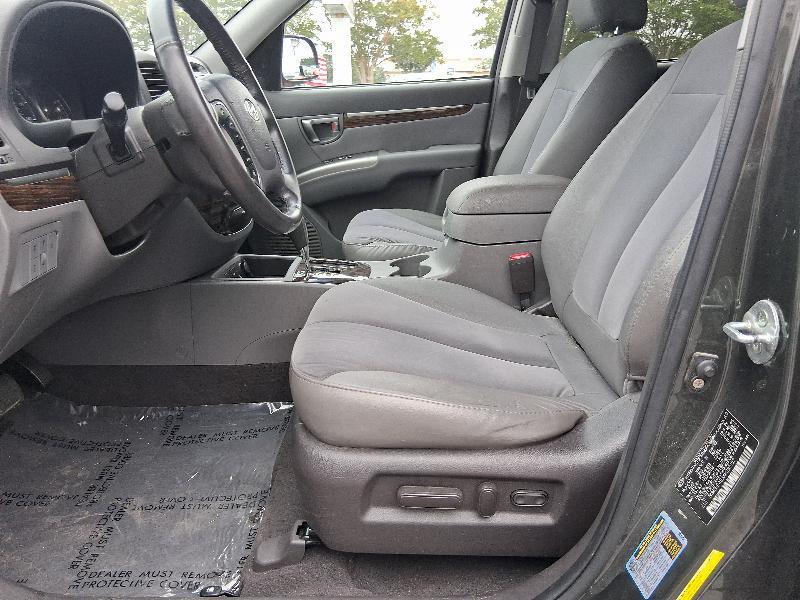 used 2010 Hyundai Santa Fe car, priced at $5,995