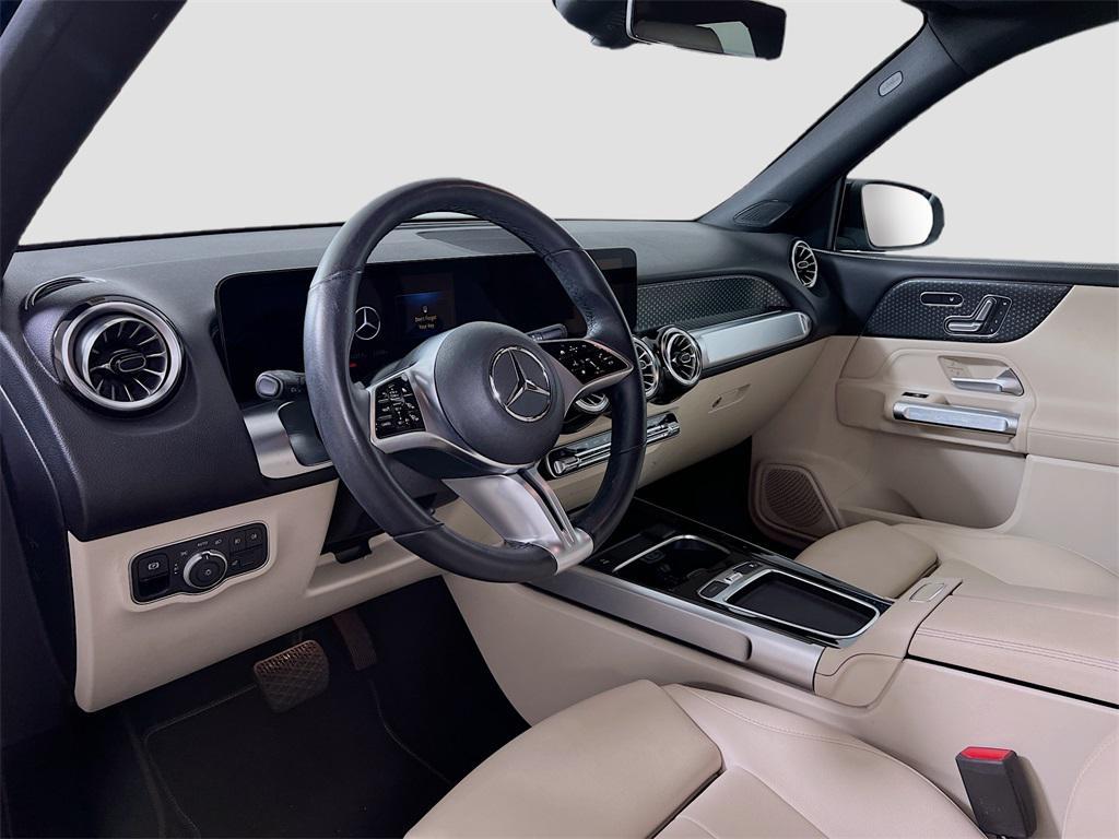used 2024 Mercedes-Benz GLB 250 car, priced at $34,980