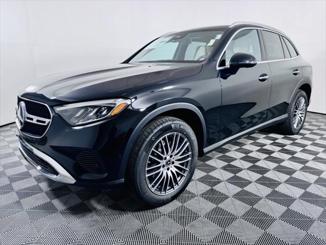 new 2024 Mercedes-Benz GLC 300 car, priced at $54,295