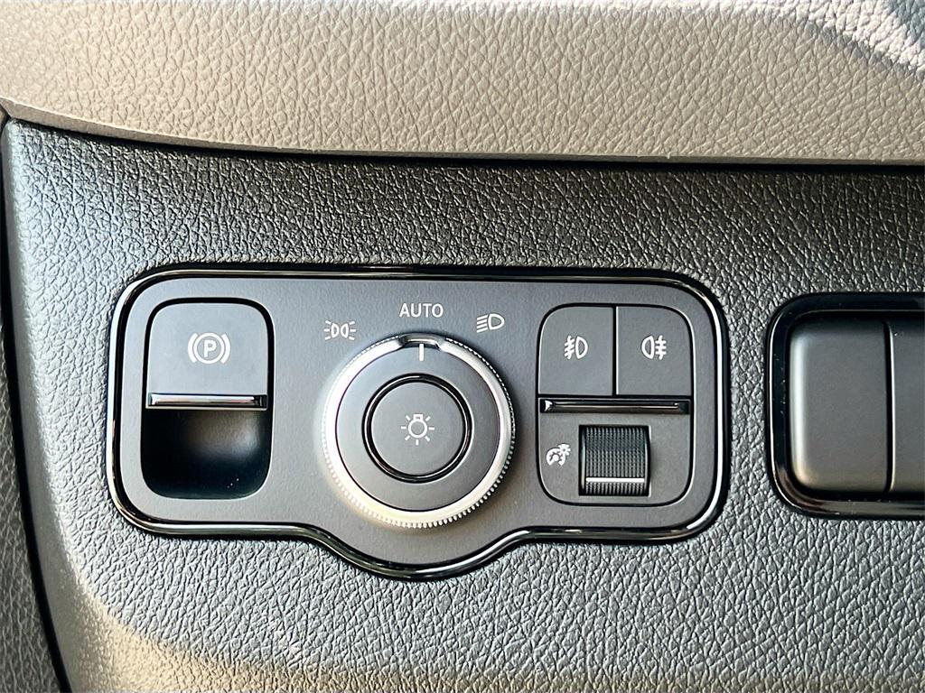new 2025 Mercedes-Benz Sprinter 2500 car, priced at $70,263
