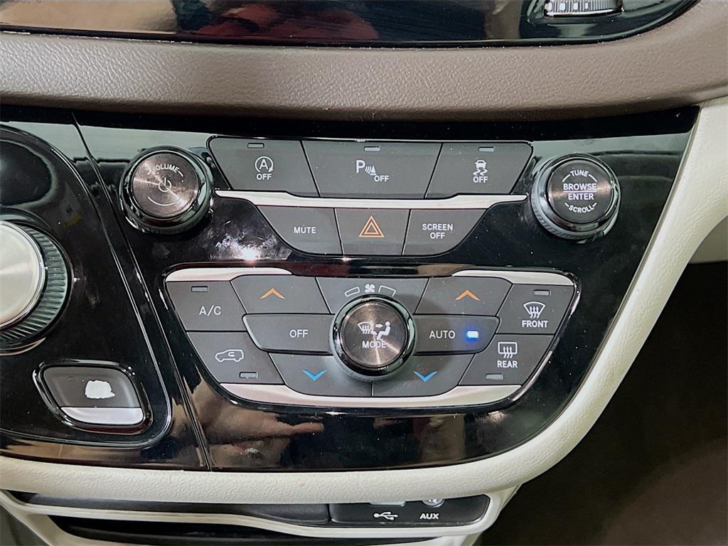 used 2018 Chrysler Pacifica car, priced at $16,297