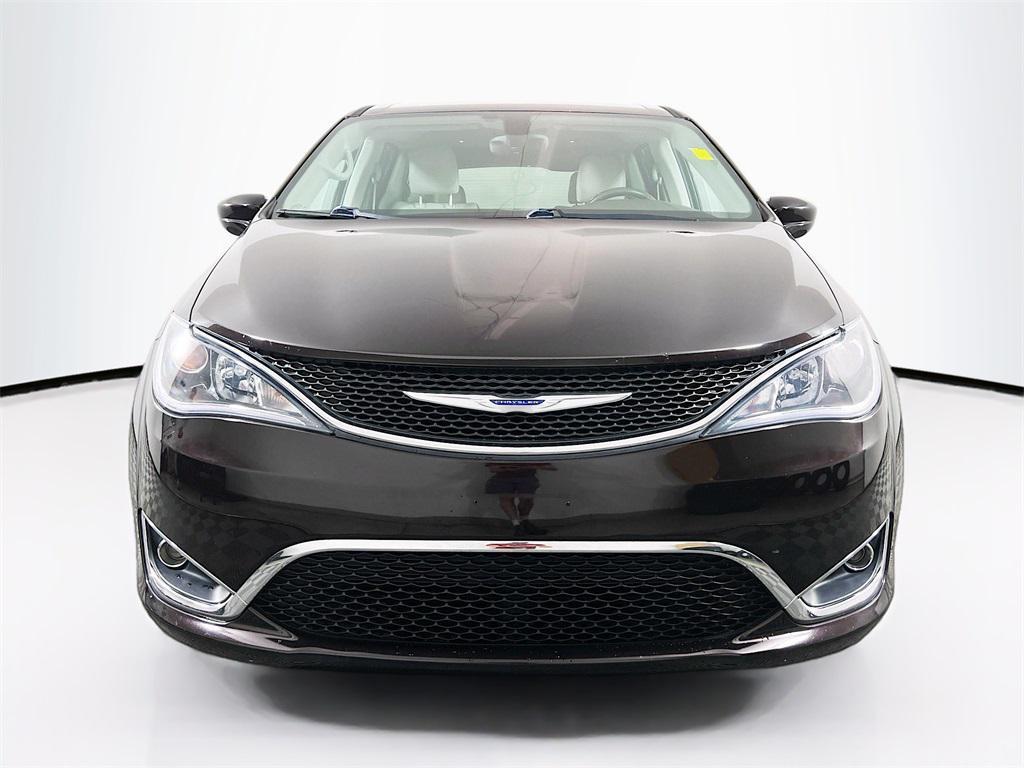 used 2018 Chrysler Pacifica car, priced at $16,297