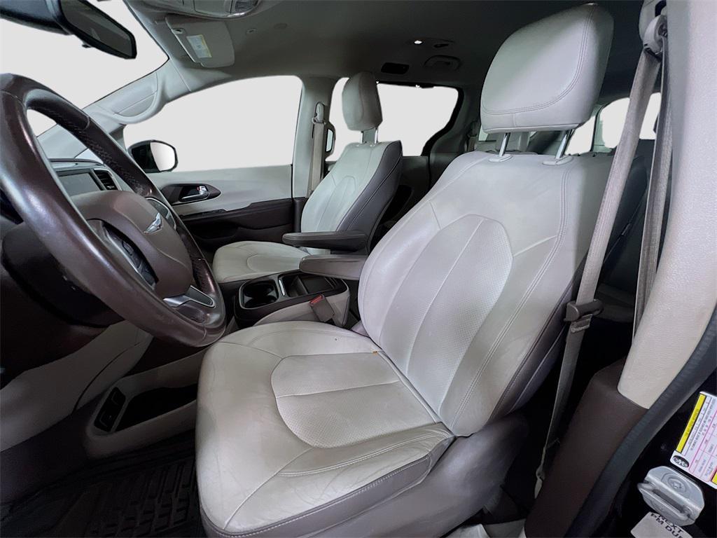 used 2018 Chrysler Pacifica car, priced at $16,297