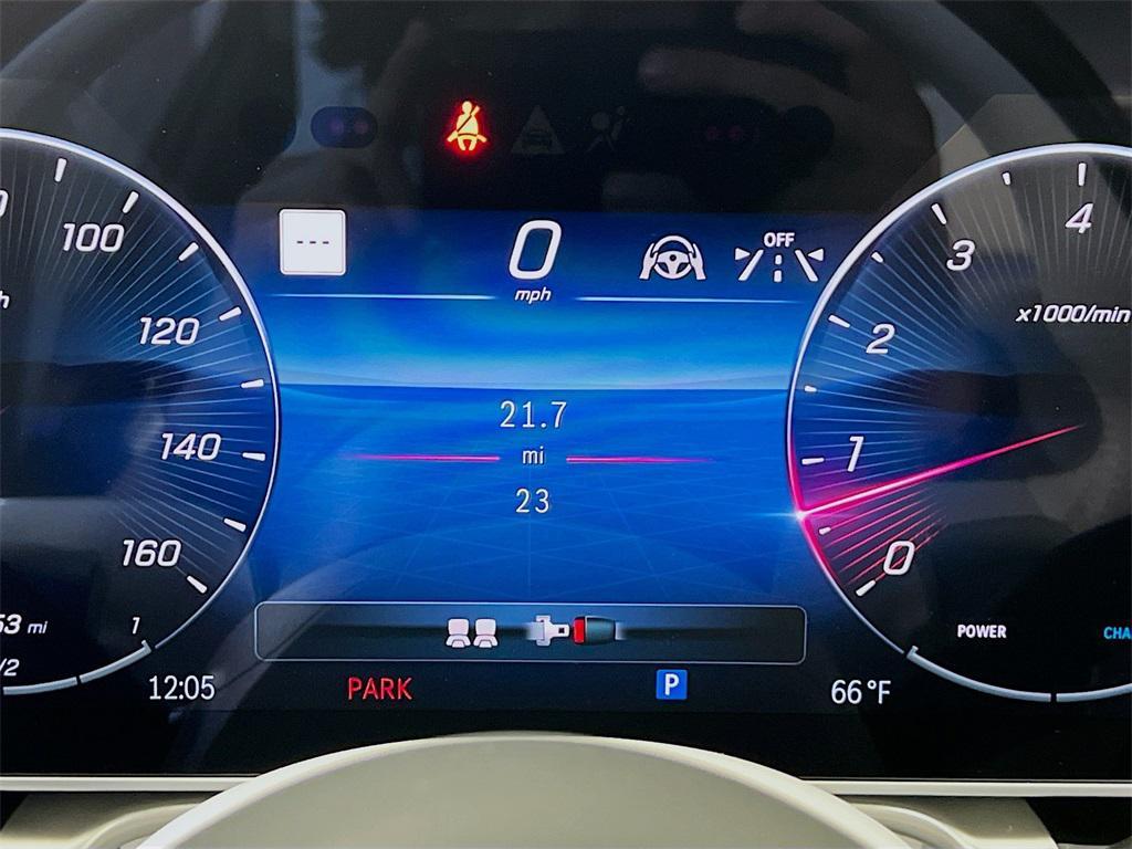 new 2025 Mercedes-Benz Maybach S 580 car, priced at $240,450
