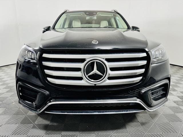 new 2024 Mercedes-Benz GLS 580 car, priced at $117,915