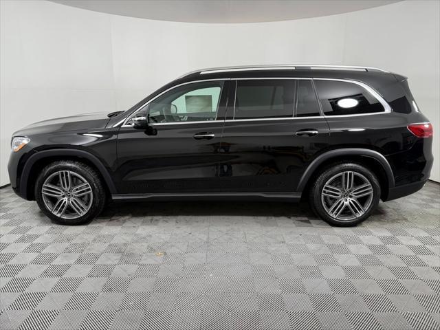 new 2025 Mercedes-Benz GLS 450 car, priced at $91,945