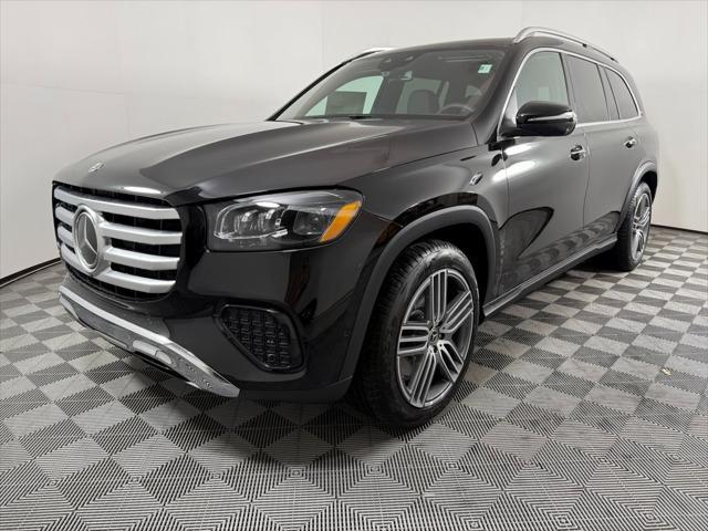 new 2025 Mercedes-Benz GLS 450 car, priced at $91,945