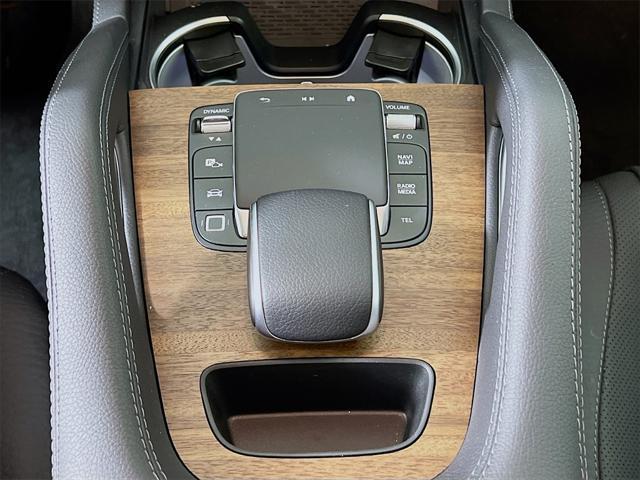 new 2025 Mercedes-Benz GLE 450 car, priced at $80,965