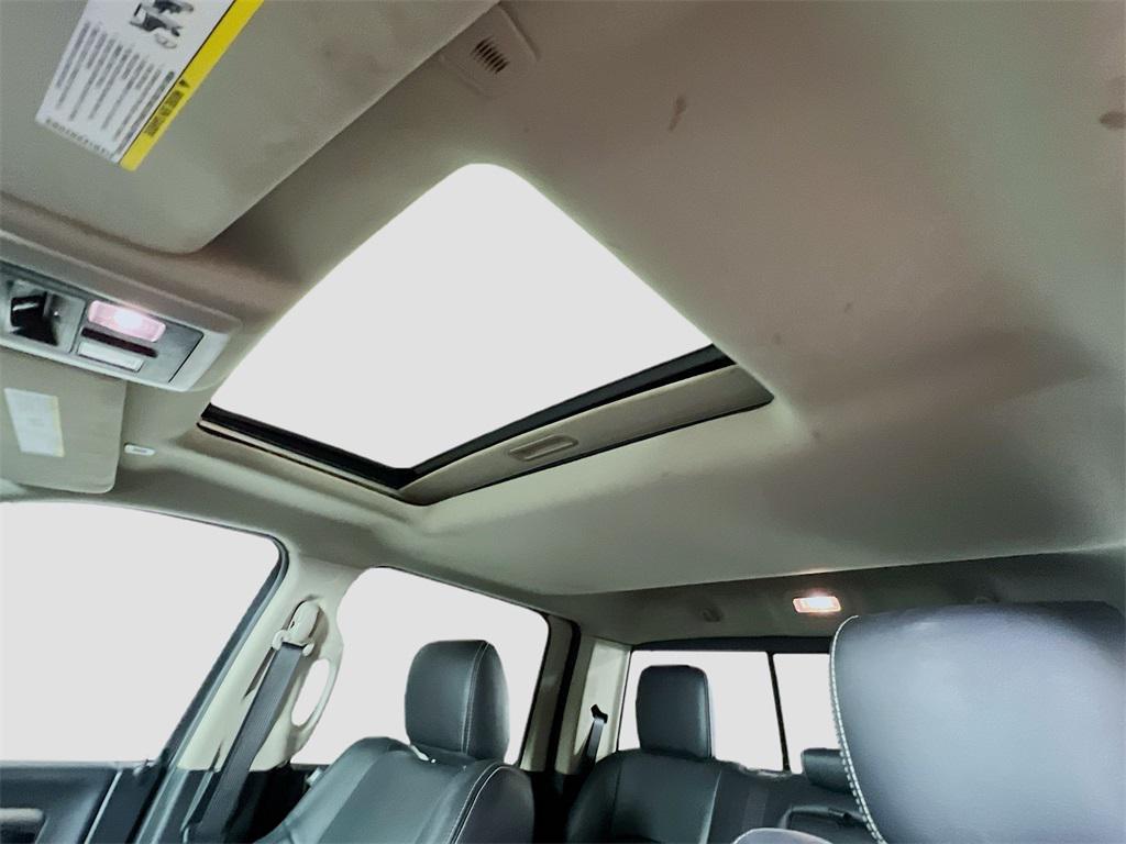 used 2018 Ram 1500 car, priced at $24,989