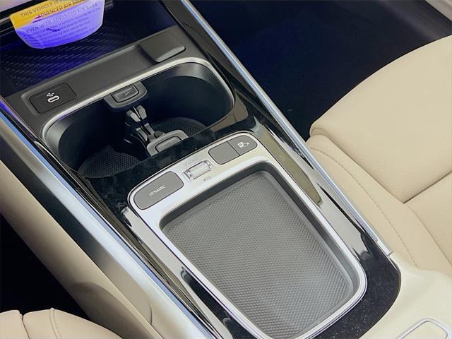new 2025 Mercedes-Benz GLB 250 car, priced at $52,795