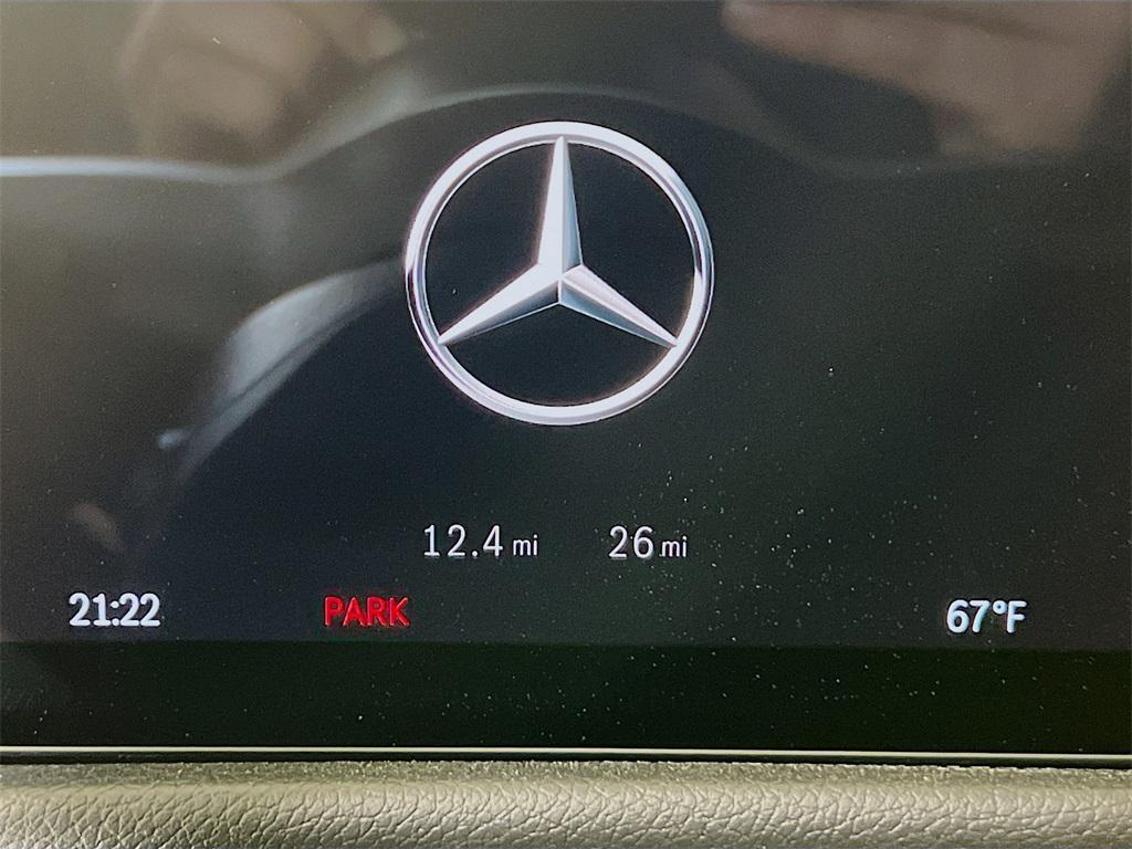 new 2025 Mercedes-Benz GLB 250 car, priced at $52,795