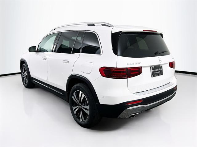 new 2025 Mercedes-Benz GLB 250 car, priced at $52,795