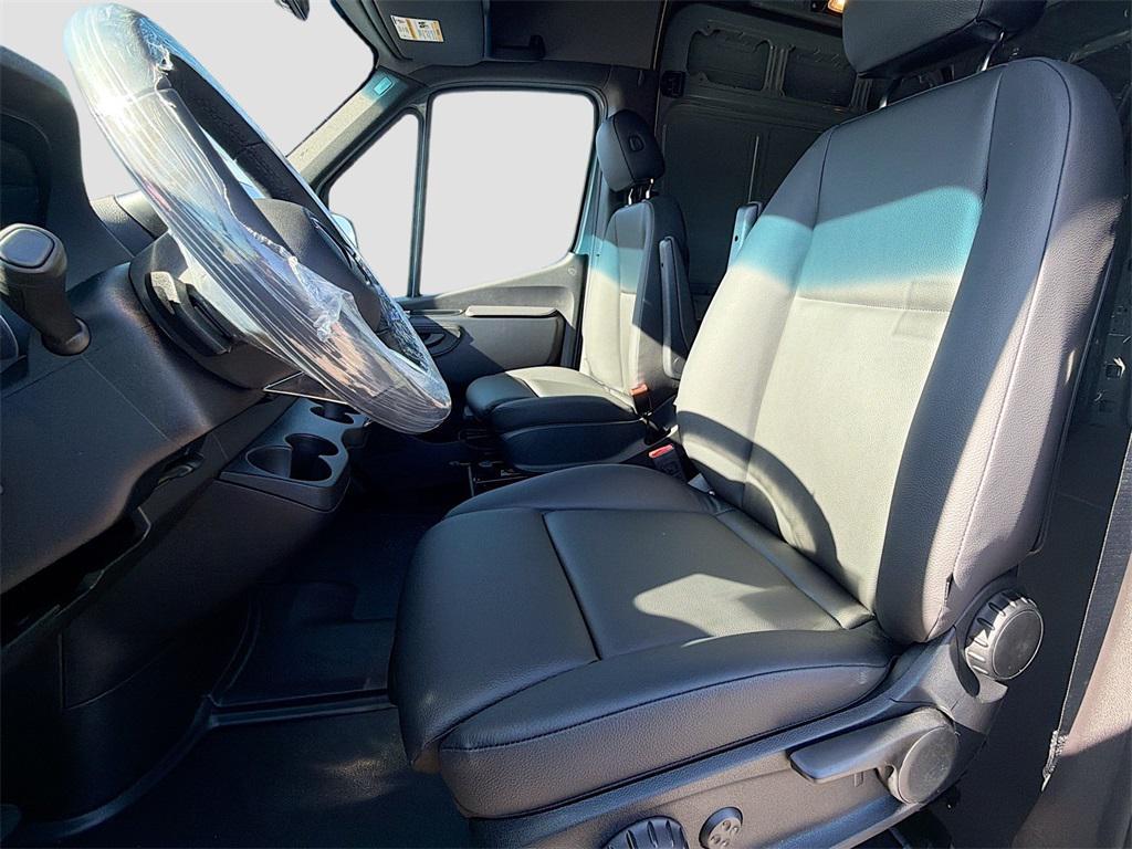 new 2026 Mercedes-Benz Sprinter 2500 car, priced at $76,173