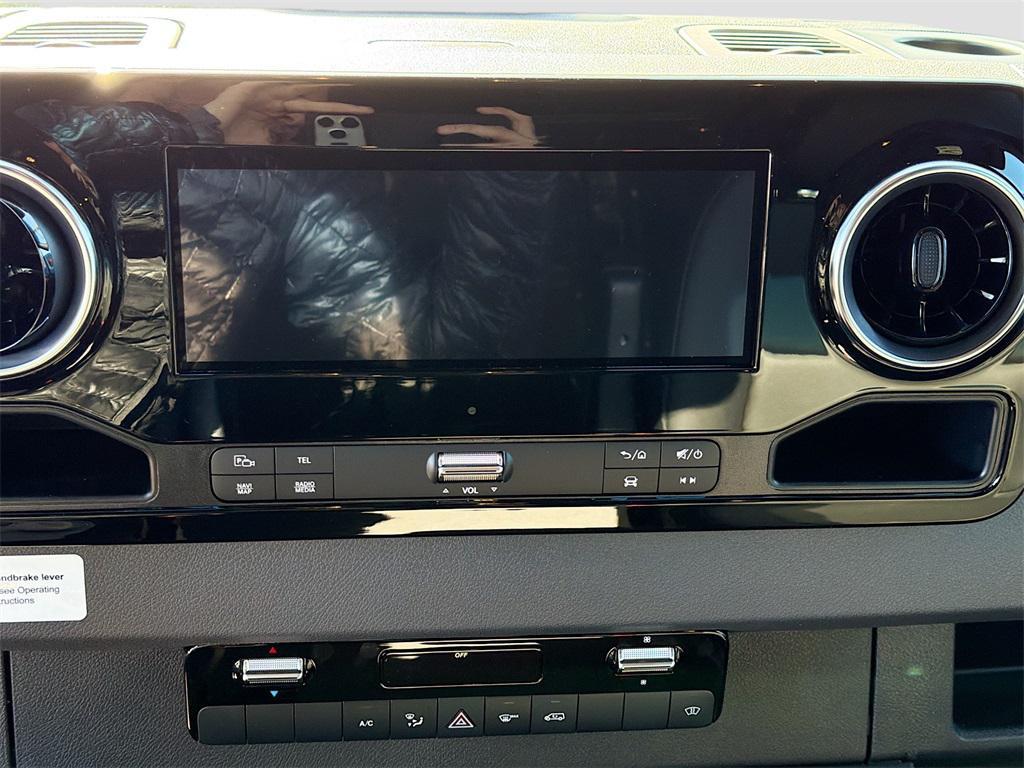 new 2026 Mercedes-Benz Sprinter 2500 car, priced at $76,173