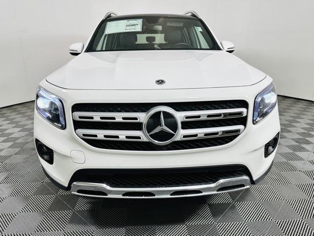 new 2023 Mercedes-Benz GLB 250 car, priced at $49,275