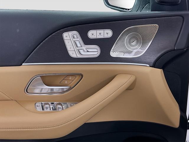 new 2025 Mercedes-Benz GLS 450 car, priced at $97,270