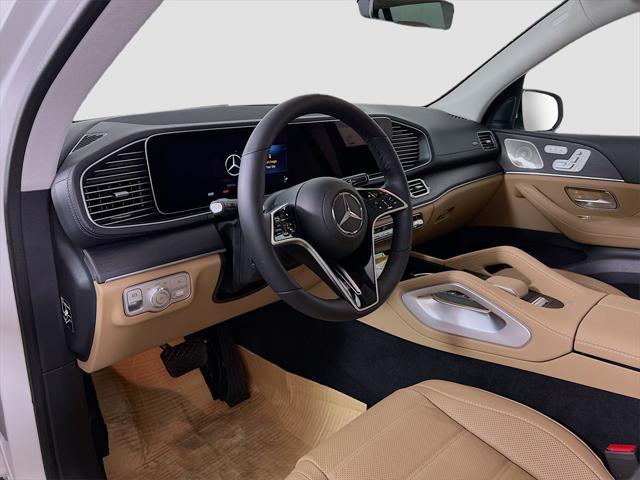 new 2025 Mercedes-Benz GLS 450 car, priced at $97,270