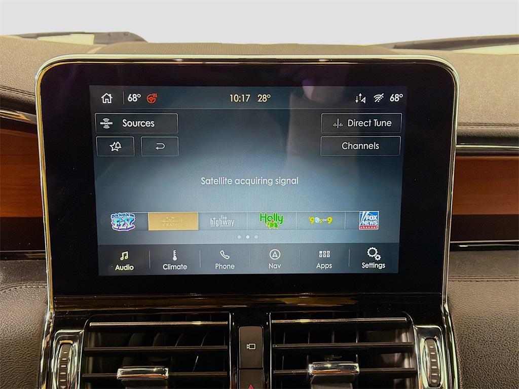 used 2020 Lincoln Navigator car, priced at $35,588